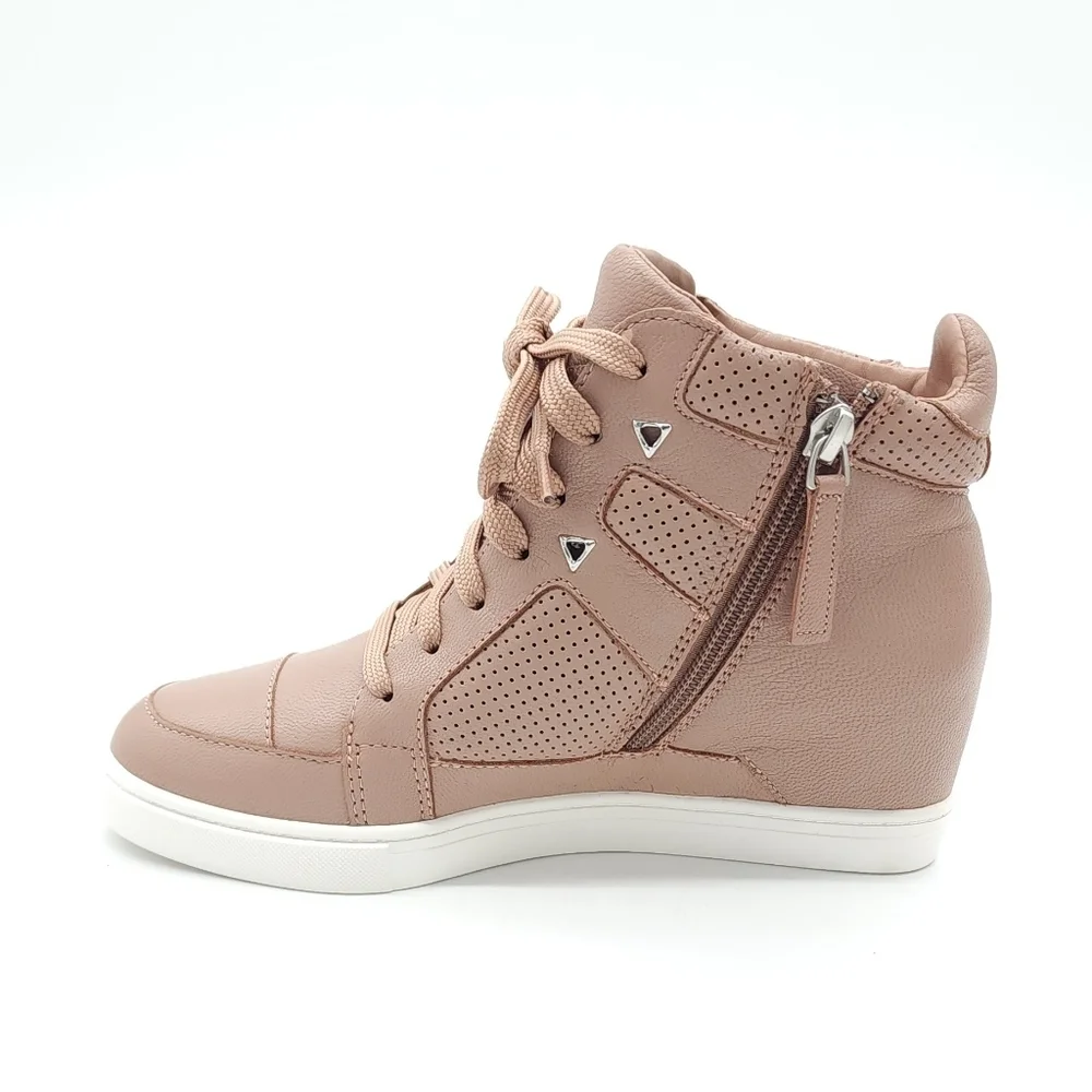 Linea Paolo FARLEY Sporty Streetwear Hidden Wedge Sneaker Nude Size 5.5